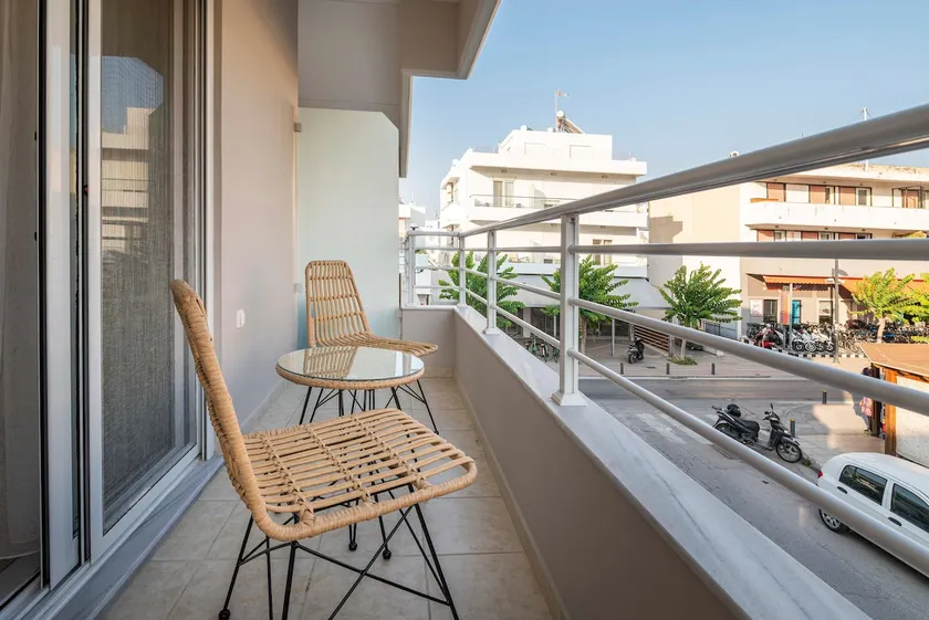 Comfort Stay - 3 min Walk to Beach & Town - III - Image 1