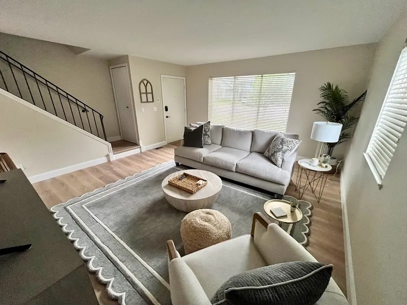 Newly Renovated Downtown Northville 2 BR House - Image 1