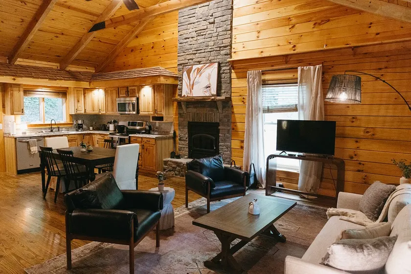 Hideaway Cabin |Hot Tub| Firepit | Wooded Stay - Image 1