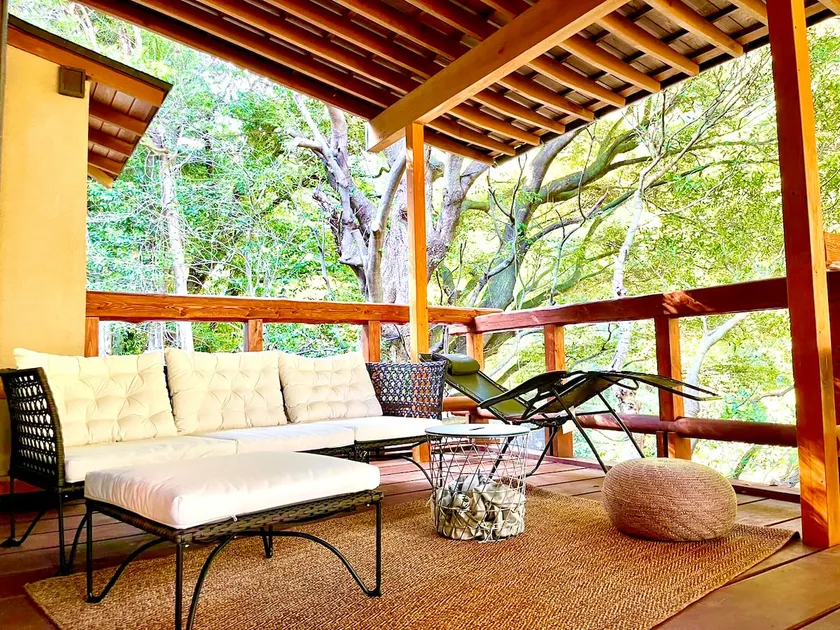 A comfortable and exquisite space with the sound of the river. Izu Kogen sightseeing, table tennis, BBQ, outdoor movie viewing, and a wonderful time. - Image 1