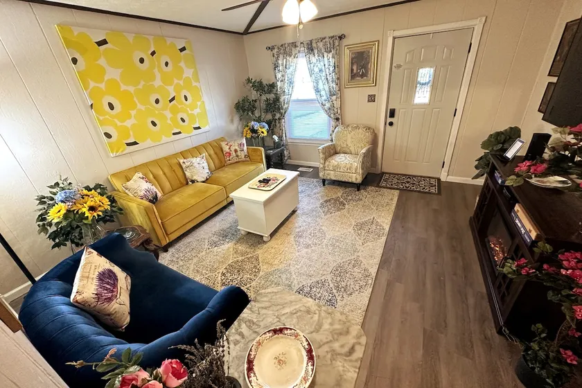 2 Kings, 4K TV, Grill, Fast Wi-Fi, No steps - Image 1