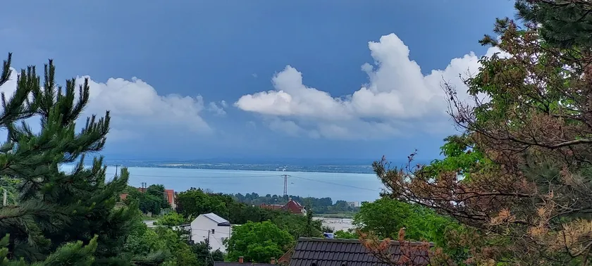 Billy Apartman&Grill Balatonfüred - Image 1