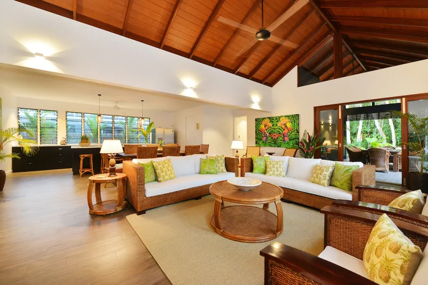 The Bahama House Port Douglas Luxury - Image 1