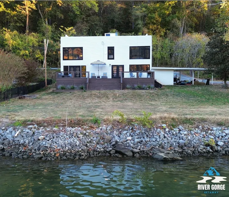 Tennessee River Gorge Getaway! - Image 1