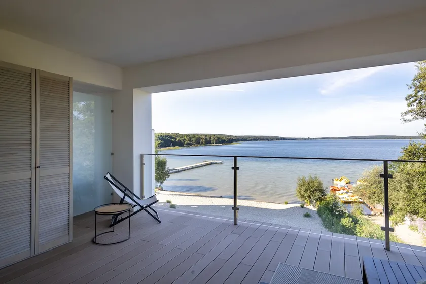 Lake to take - Image 1