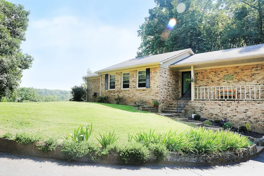 Cozy Country Cottage Culleoka TN - Image 1