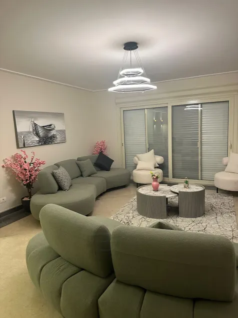 Entire hotel apartment in New Giza - Image 1