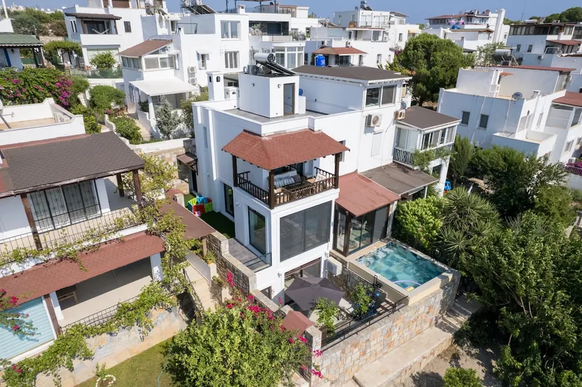 Villa with panoramic sea view in Bodrum Bitez - Image 1