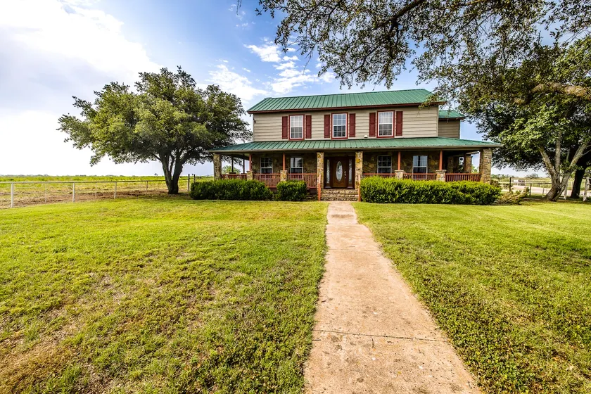The Grassy Ridge House - Image 1