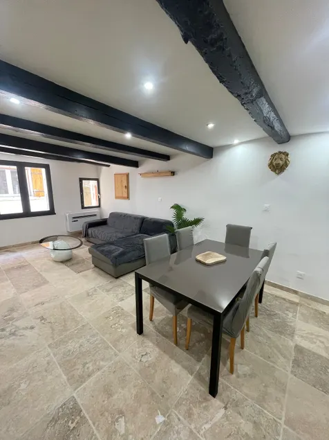 Atypical pro/tourism accommodation - Image 1