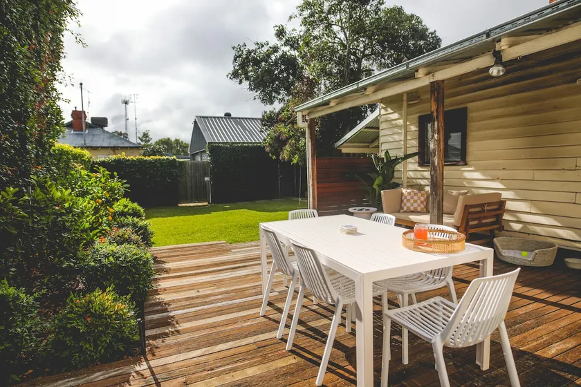 Little Bird Cottage - Image 1