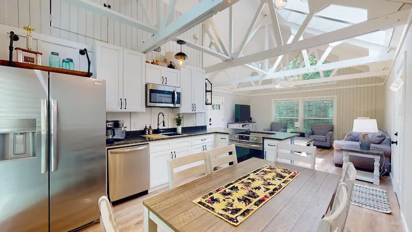 Century Oak Retreat ~ Aggieland Vacation Rentals - Image 1