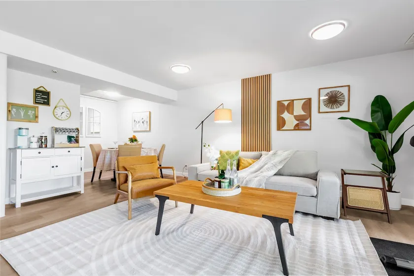 Two-Bedroom Suite on Mercer Island | North End - Image 1