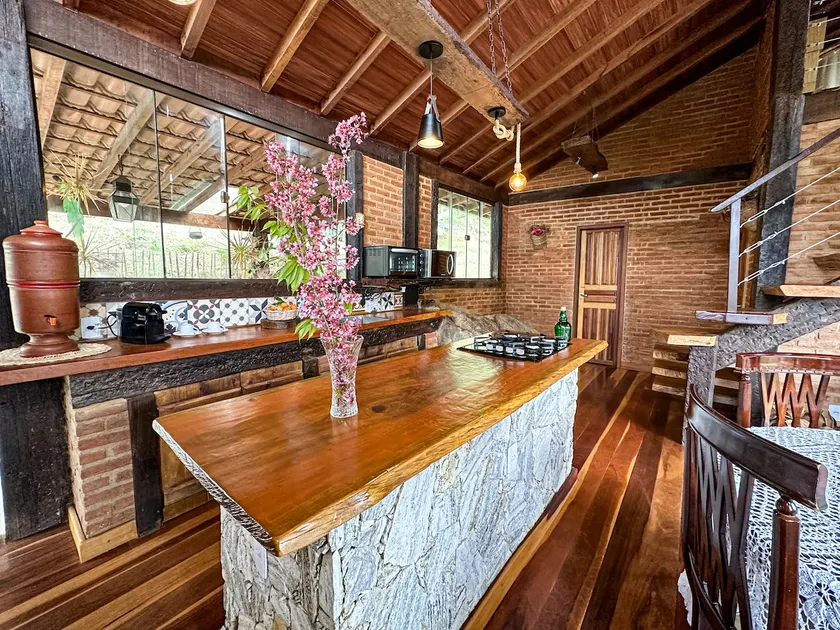 Pedra da Cuca Chalet House - Vale das Videiras - Image 1
