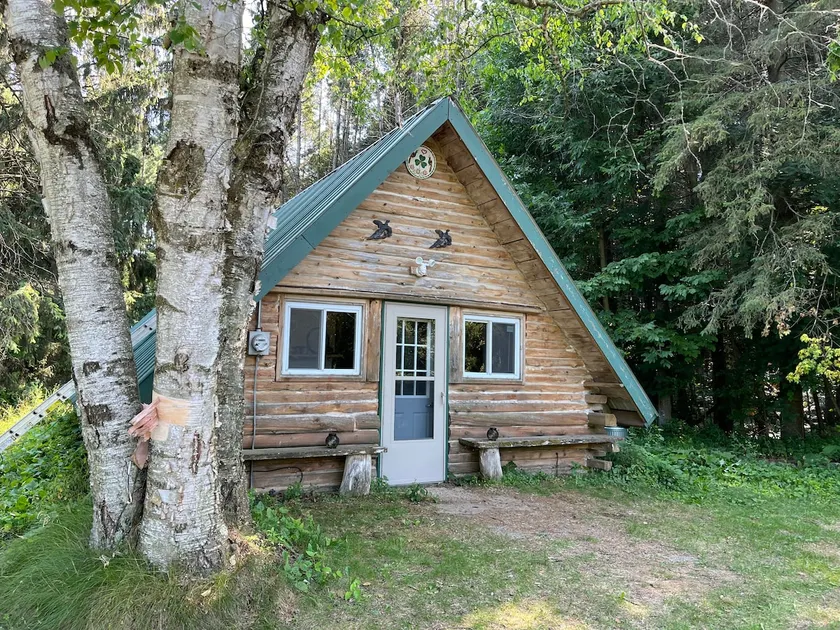 Log Cabin by Lake Michigan - Image 1