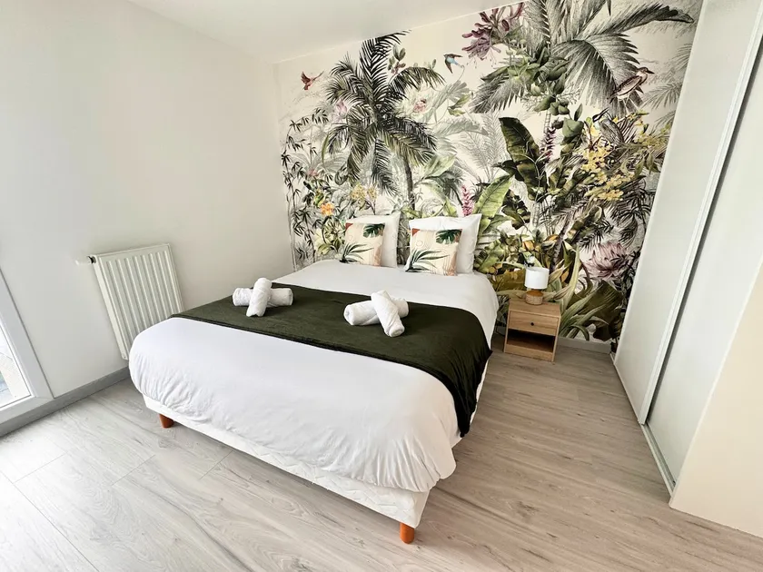 Appart vue 360°, Paris, Parking - Image 1