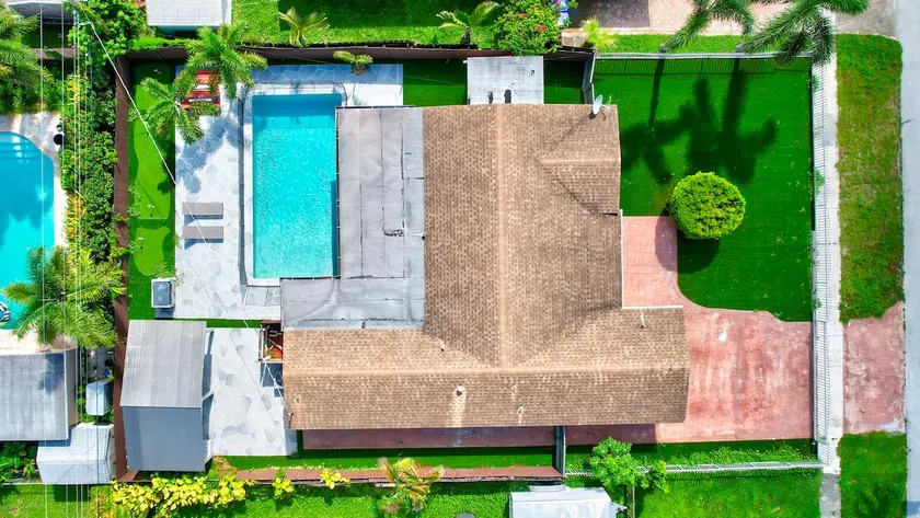 Heavenly Hollywood Pool Home - Image 1