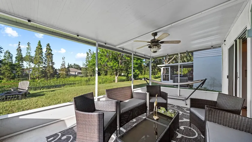 Fall Specials! Serene 4BR Lakeside Oasis - Image 1