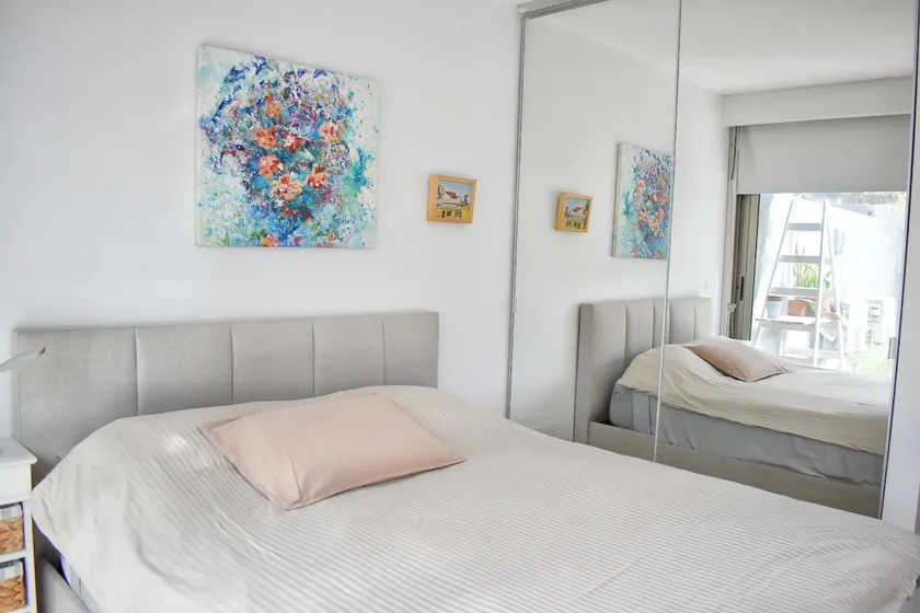 Premium oasis with its own garden - Image 1