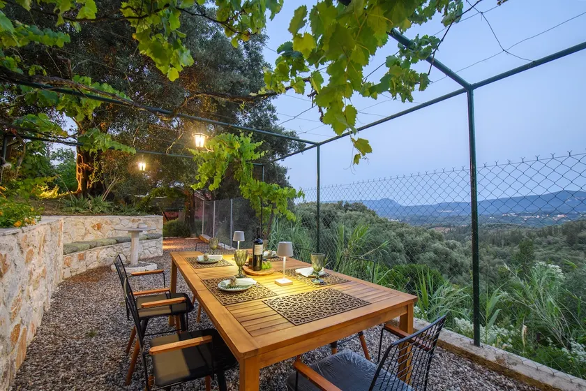 Mon Reve House - Image 1