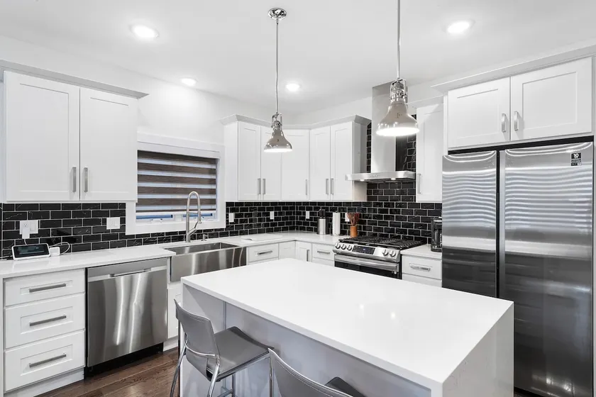 Luxurious Jersey City Duplex - Image 1