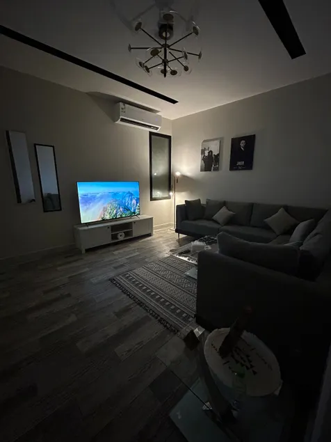 Apartment with a room and a self check-in hall '6 - Image 1