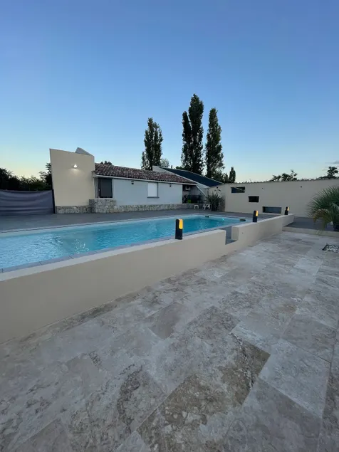 Modern accommodation with pool by the sea - Image 1