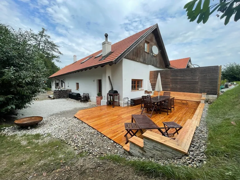 wundervoll eben - CHALETS & PLÄTZE voller WUNDER - NOTSCHKERL & FEINIS - Image 1