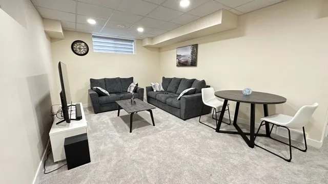 Cozy spacious 1BR basement Suite | Close to U of M - Image 1