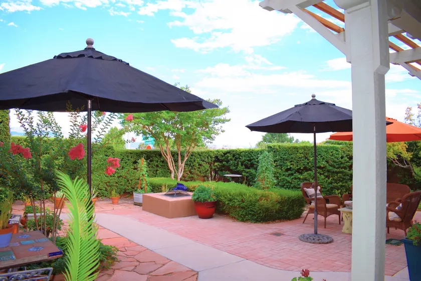 Rio Oasis with Southwest charm - Image 1