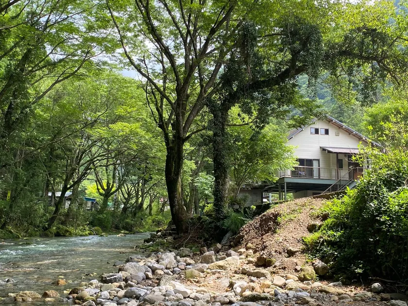 90 minutes from Nagoya. An inn where you can have a BBQ while looking at the clear stream in the secluded Marubara. Tent sauna rental for a fee - Image 1