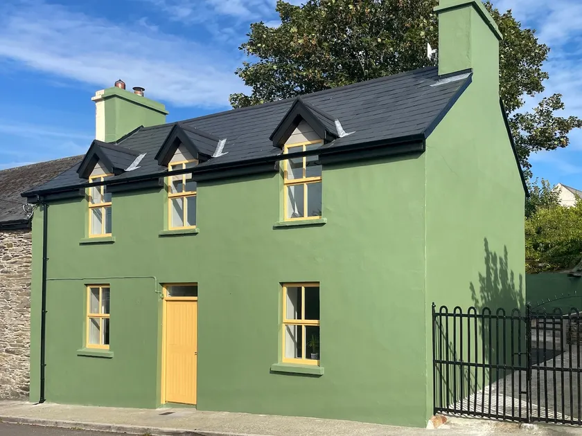 Hill House, Ballydehob - Image 1