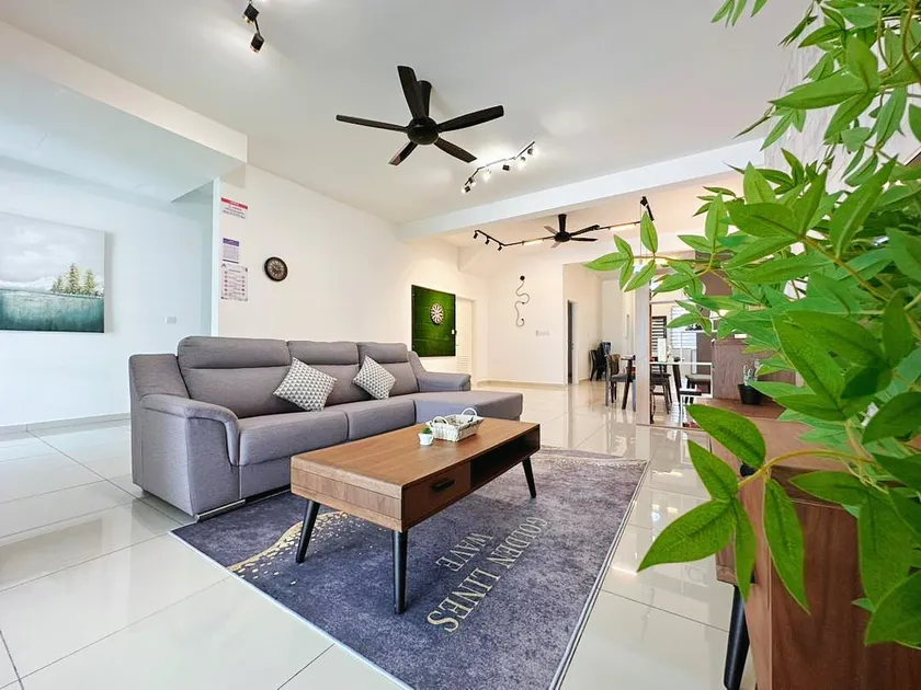 Sky Garden | 16pax + | Snooker pool @ Sendayan | cozy home | 4r4b - Image 1