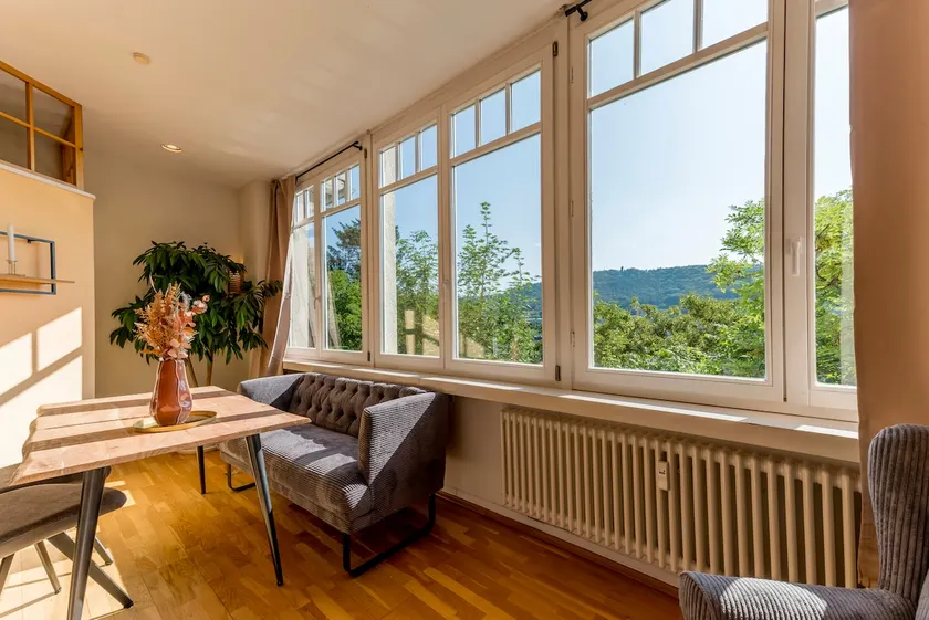 Dream old town home - Image 1