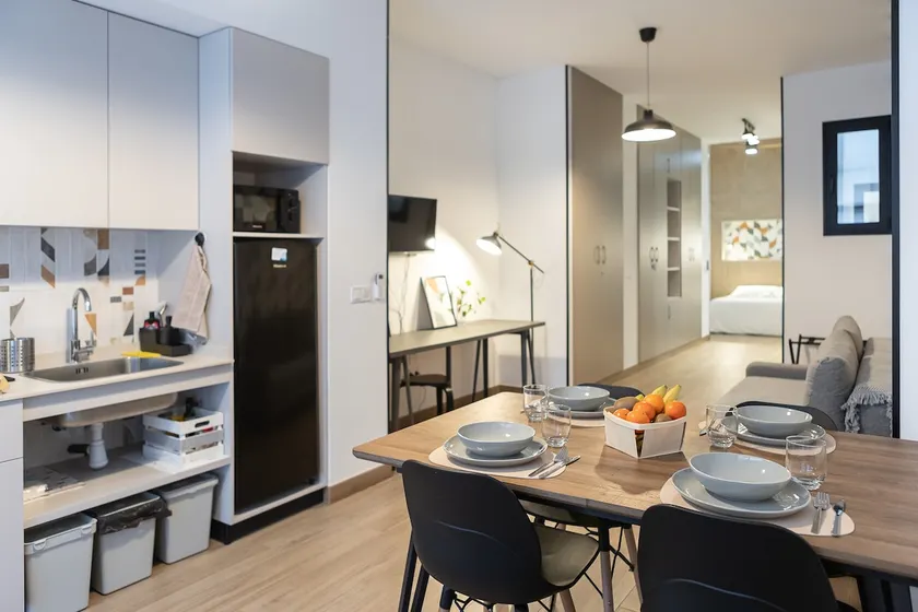 Victoria Inn Apartment - Image 1