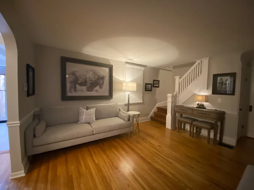 Williamsville Village Modern Farmhouse - Image 1