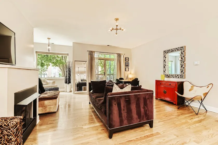 UChicago Condo | 2 Baths, Private Parking & Entry - Image 1