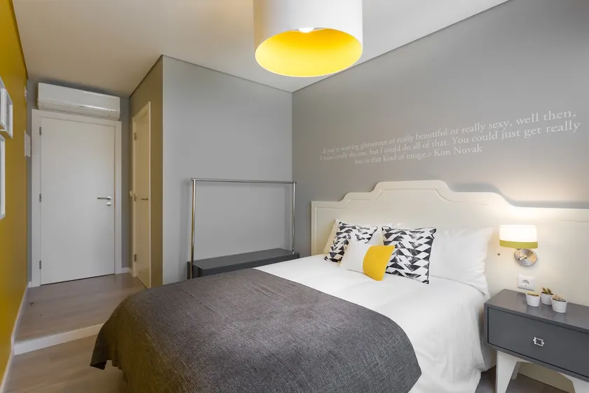 Double room Center wall F3 - Image 1