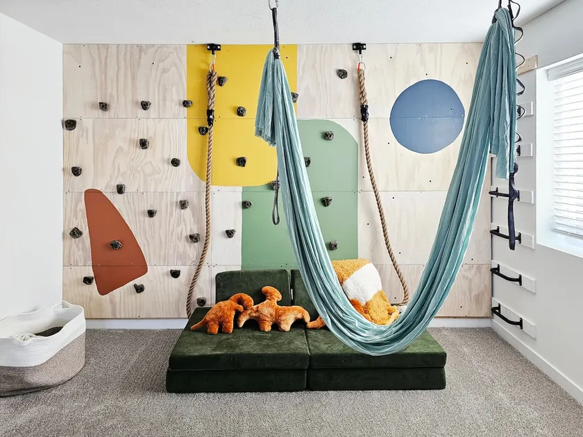 Family-friendly home with fun basement near Omaha - Image 1