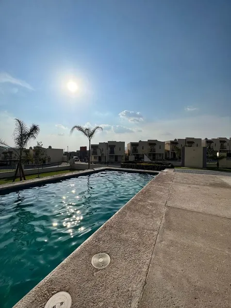 Beautiful house, south of Guadalajara - Image 1