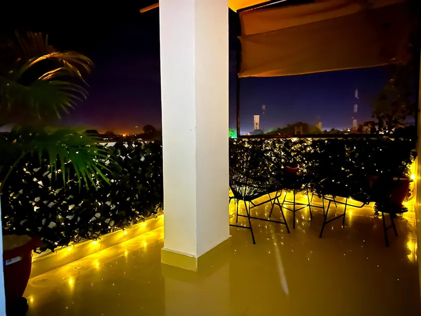 4.- 3-bedroom apartment with terrace and air conditioning. - Image 1