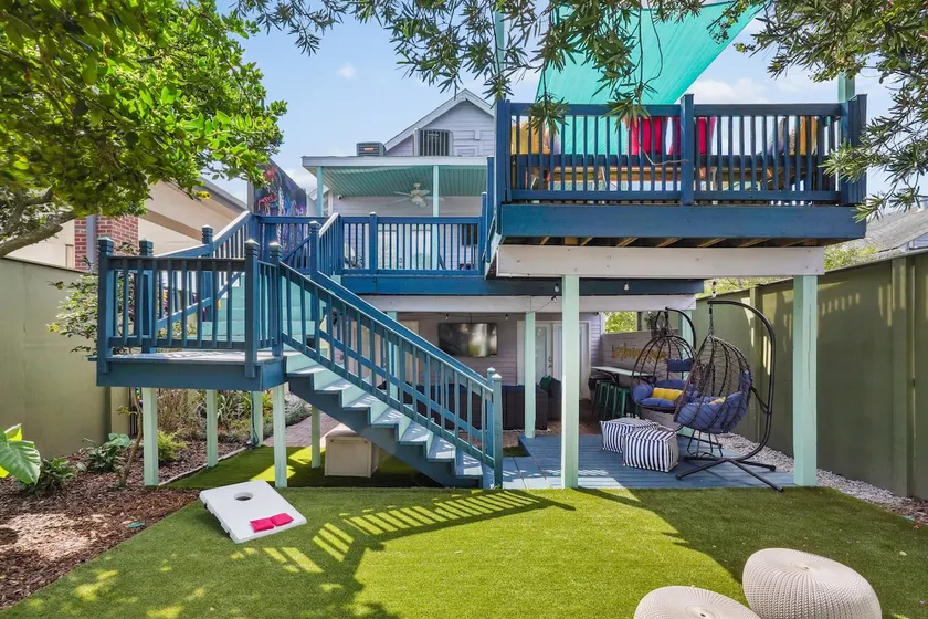 Bright and Open 5-Bedroom w/Patio | Sleeps 10! - Image 1