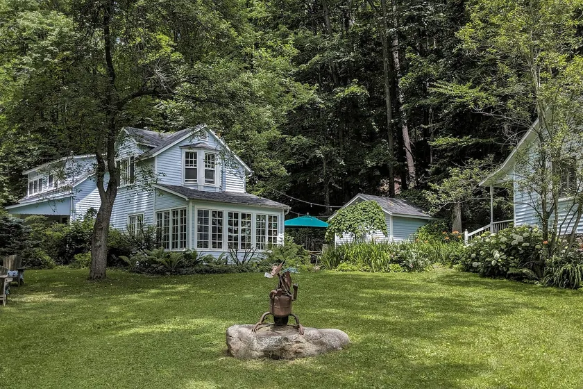 Catskills Mountain House with a Separate Cottage on a Creek - Image 1