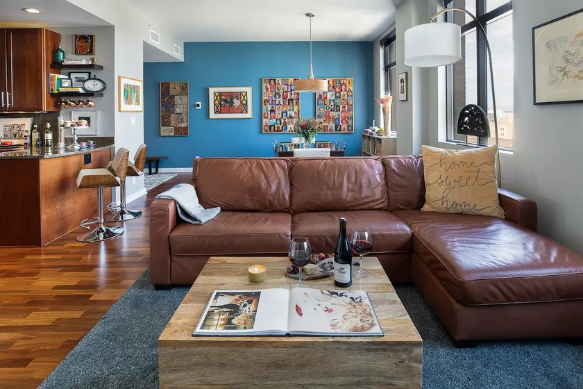 Luxury Hotel Condo in Downtown Des Moines - Image 1