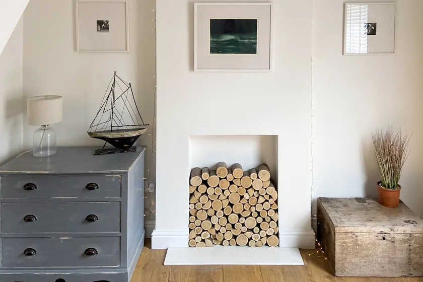 Soak up the Cool, Coastal Style at a Harbour Hideaway - Image 1