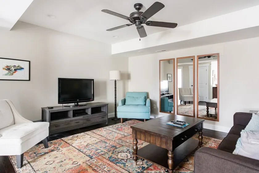 Budget & Pet Friendly AVL GuestSuite, 10 min to DT - Image 1