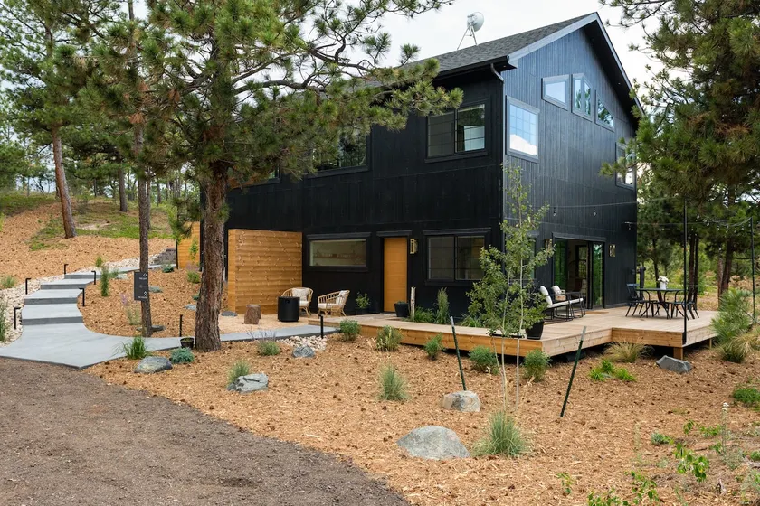 Modern Forest Cabin - The Lofthouse - Image 1