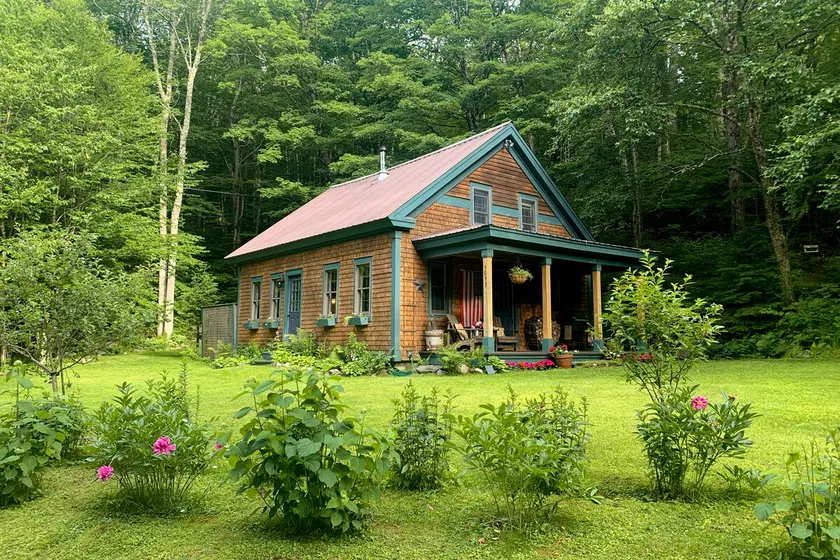 Adorable Stowe Cabin w/ Hot Tub, River, Wood Stove - Image 1