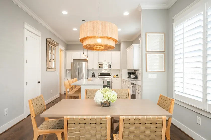 Gorgeous Stay in Nations only 7 min from Broadway! - Image 1