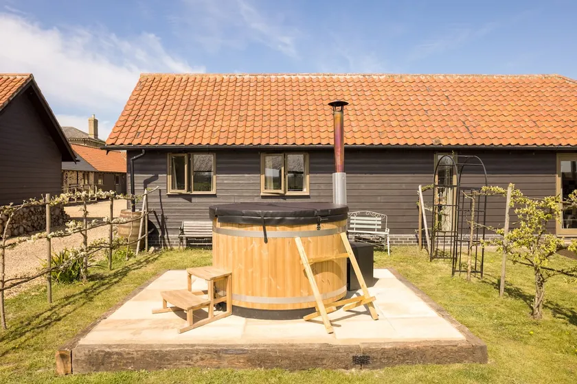 Updated Retro Style Barn with Private Hot Tub - Image 1